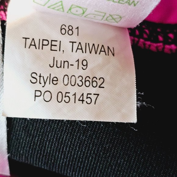 Lilly Pulitzer, Luxletic High Rise Leggings, Black with Logo Stripe, Sz XS, NWOT - Picture 12 of 13